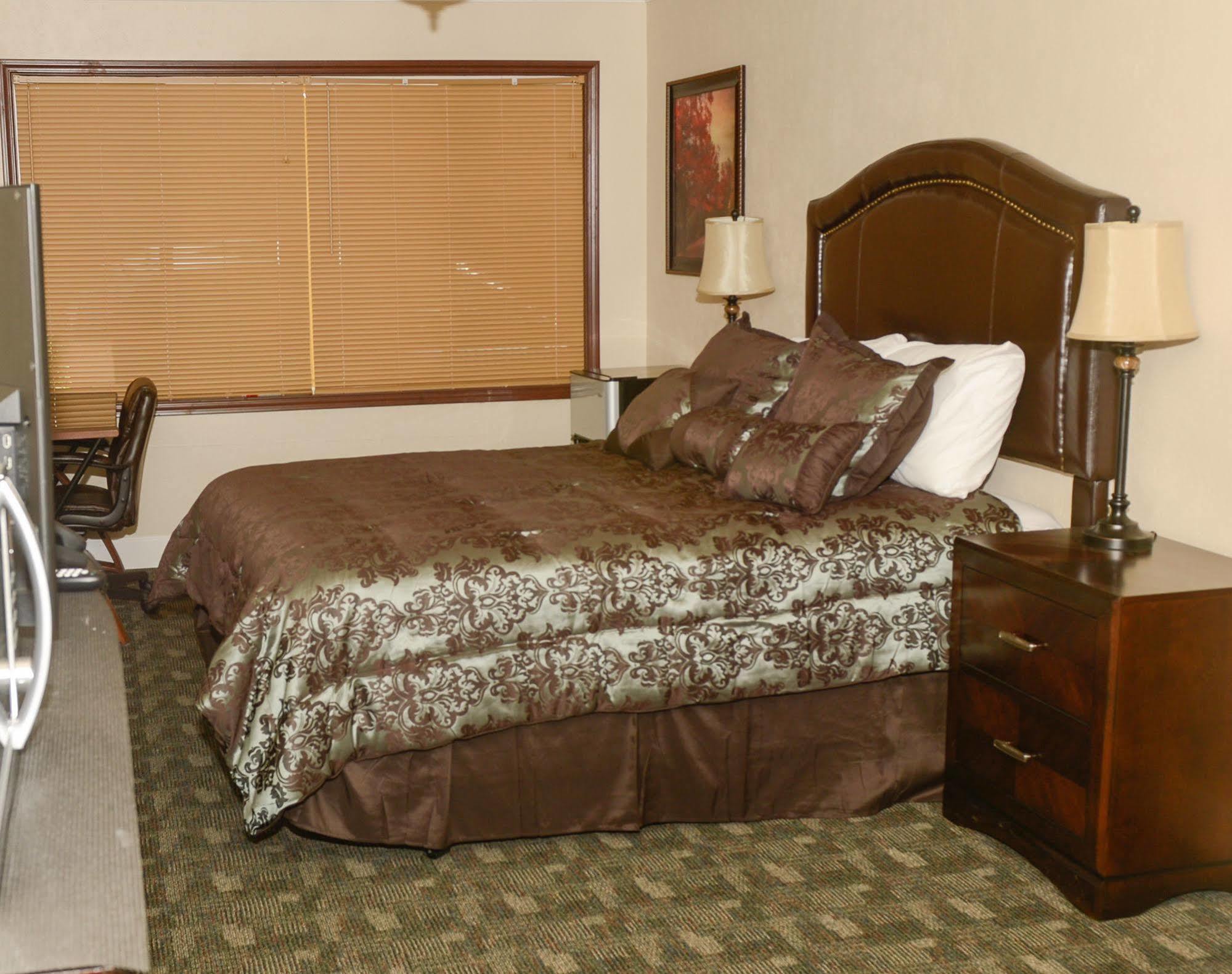 City Center Motel Северен Бенд Екстериор снимка